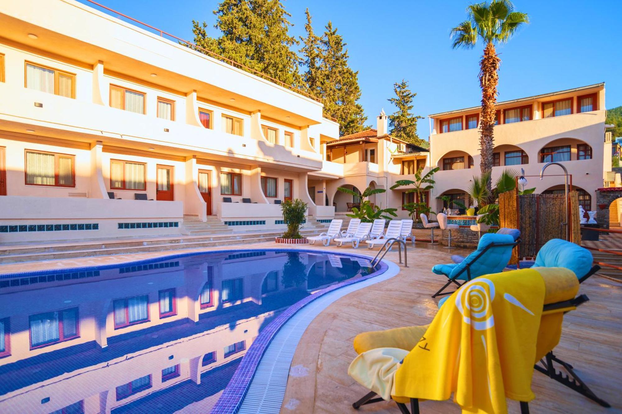 Club Aquarium Hotel & Spa Guvercinlik  Exterior foto